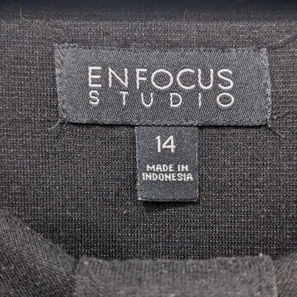 Fun Flirty LBD - Picture 2 of 9